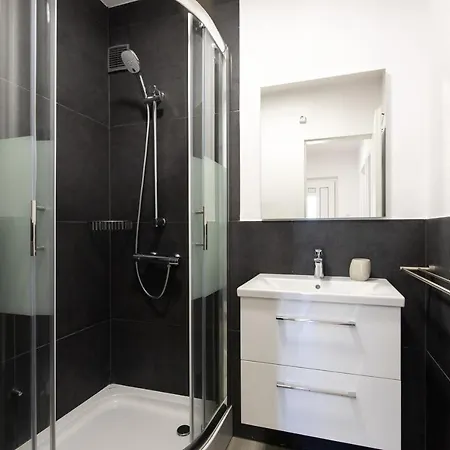 Apartman Tom's House