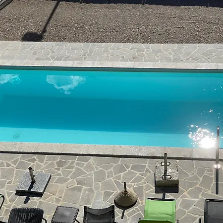 Tom's House דירה *